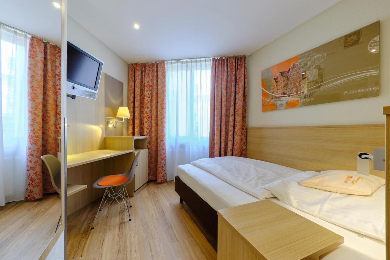 Hotel Victoria Nuernberg Екстериор снимка