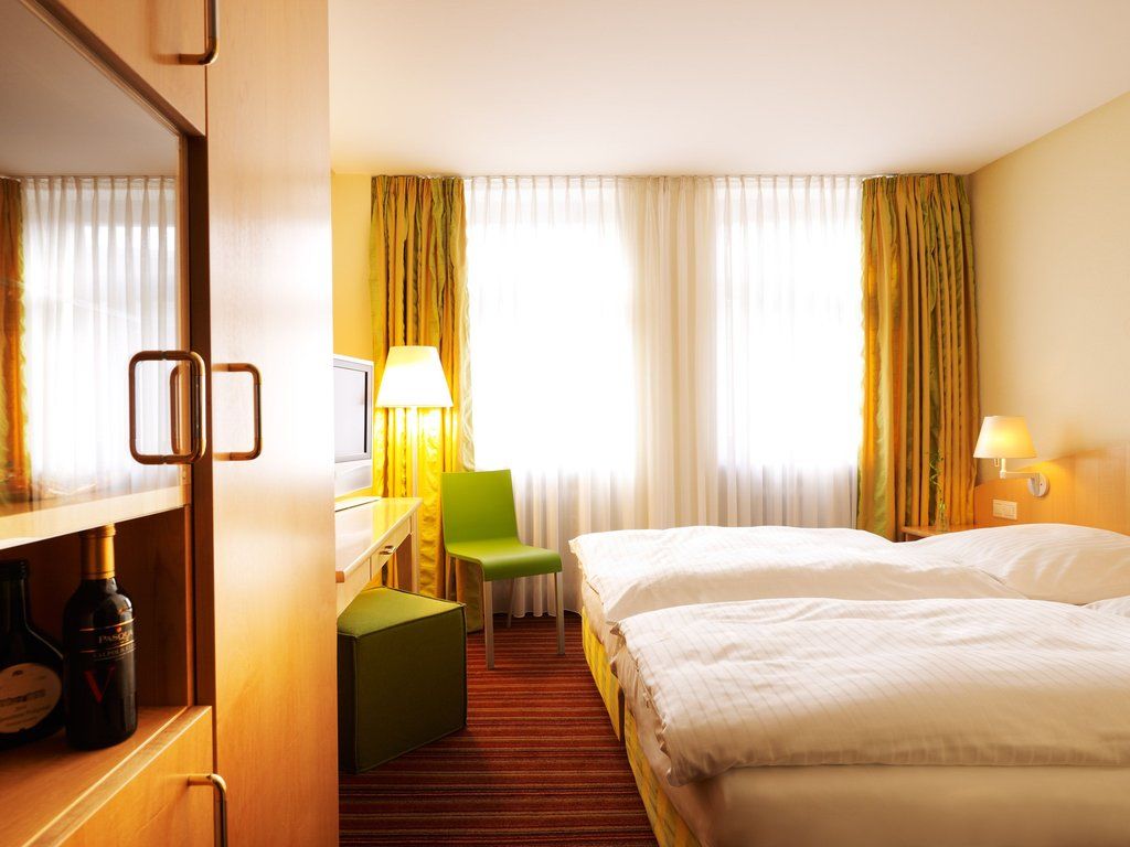 Hotel Victoria Nuernberg Екстериор снимка