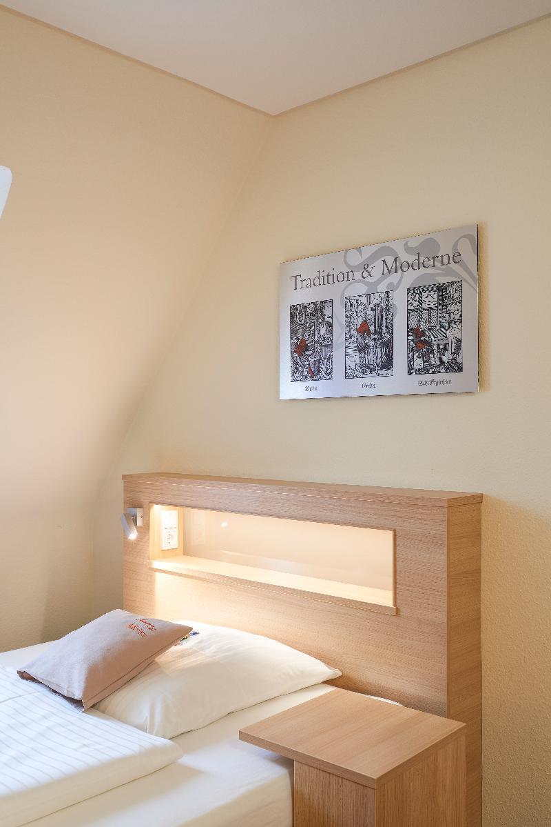 Hotel Victoria Nuernberg Екстериор снимка